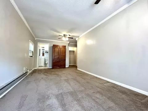 Living - 301 W Pine St, Benton, AR 72015 photo 4 of 5