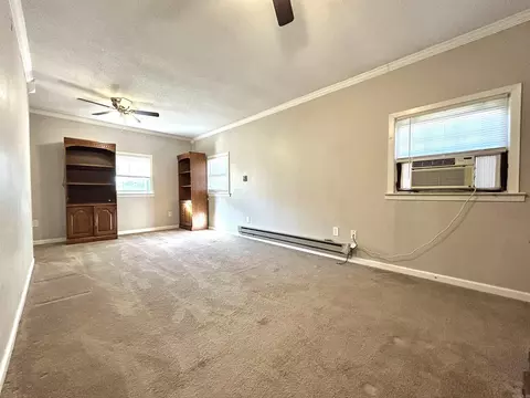 Living - 301 W Pine St, Benton, AR 72015 photo 5 of 5