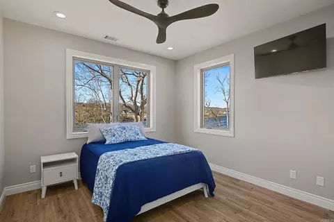 Bedroom - 5 Sowbug Cir, Cotter, AR 72626 photo 3 of 4