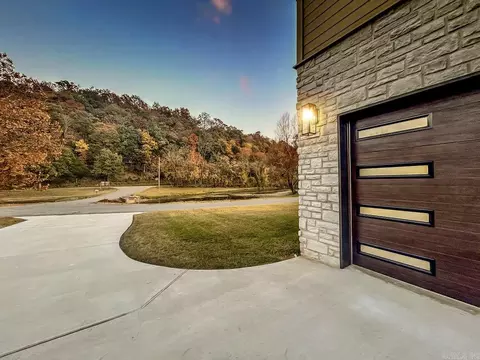 Exterior - 5 Sowbug Cir, Cotter, AR 72626 photo 7 of 9