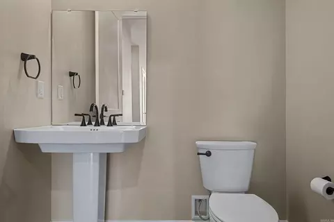 Bath - 5 Sowbug Cir, Cotter, AR 72626 photo 5 of 5