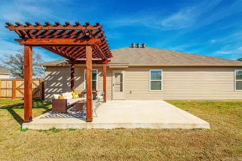 Exterior - 115 James Dr, Beebe, AR 72012 photo 9 of 10