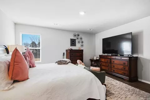 Bedroom - 115 James Dr, Beebe, AR 72012 photo 2 of 3