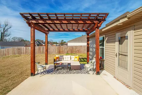 Exterior - 115 James Dr, Beebe, AR 72012 photo 4 of 10