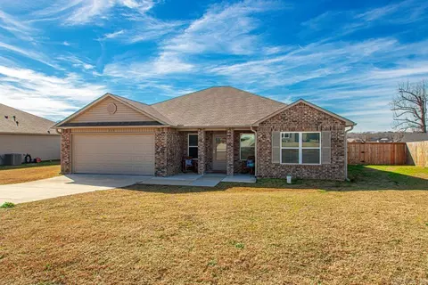Exterior - 115 James Dr, Beebe, AR 72012 photo 3 of 10
