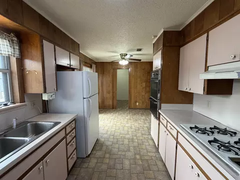 2810 Claremont, Pine Bluff, AR 71601 photo 13