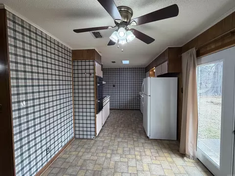 2810 Claremont, Pine Bluff, AR 71601 photo 11