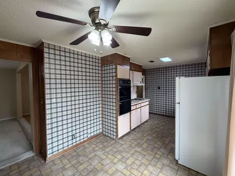 2810 Claremont, Pine Bluff, AR 71601 photo 12