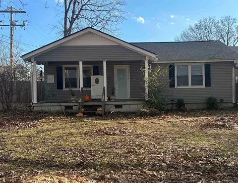 97 S Oak St, Brookland, AR 72417
