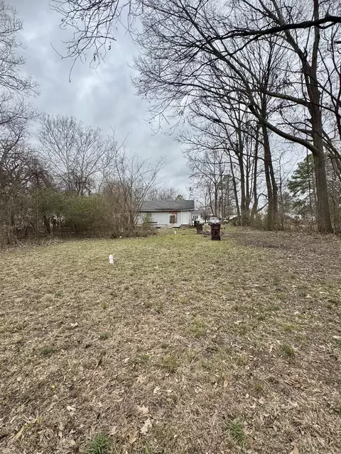 Exterior - 1815 E Circle Dr, Pine Bluff, AR 71603 photo 3 of 3