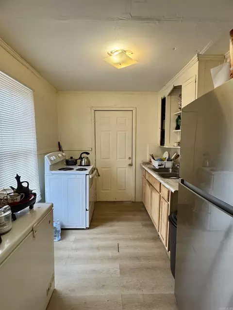 Kitchen - 1815 E Circle Dr, Pine Bluff, AR 71603 photo 1 of 1