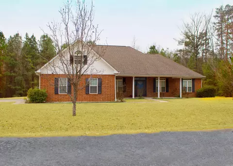 210 Sherry Ln, Pine Bluff, AR 71603