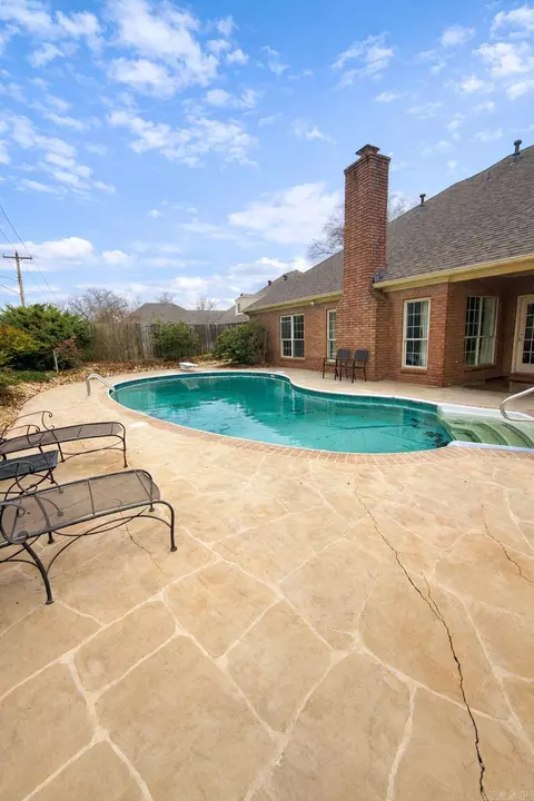 Exterior - 110 Roosevelt Cir, Conway, AR 72034 photo 4 of 4