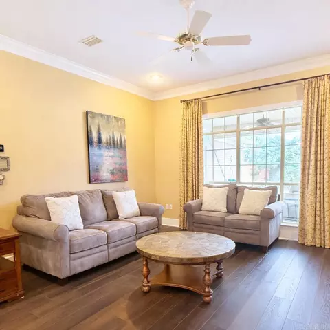 Living - 110 Roosevelt Cir, Conway, AR 72034 photo 1 of 4