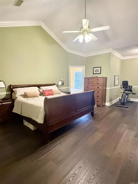 Bedroom - 110 Roosevelt Cir, Conway, AR 72034 photo 5 of 6