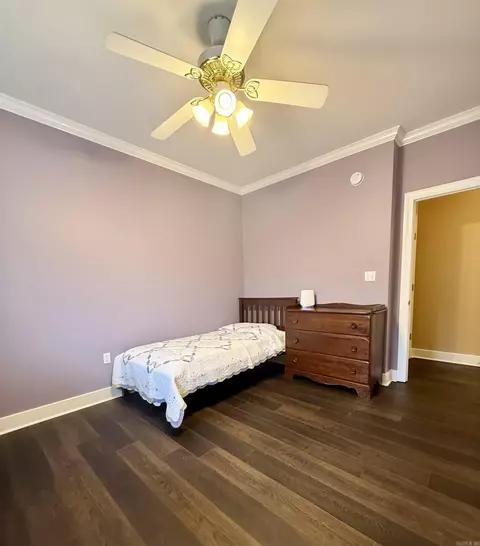 Bedroom - 110 Roosevelt Cir, Conway, AR 72034 photo 4 of 6