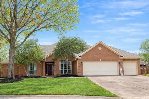 Exterior - 110 Roosevelt Cir, Conway, AR 72034 photo 2 of 4