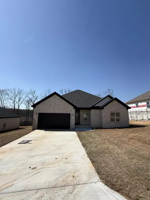 505 Madeleine Cir, Austin, AR 72007