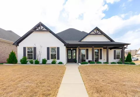 7449 Northwood Dr, Benton, AR 72019