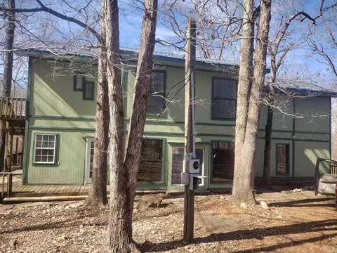 951 Ridge Rd, Mountain View, AR 72560
