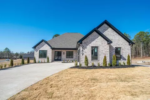 249 Gardens Gate Cir, Hot Springs, AR 71901