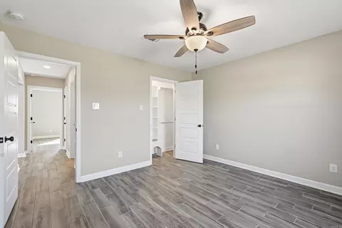 Bedroom - 155 Lloyd Henderson Rd, Beebe, AR 72012 photo 4 of 6