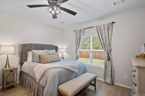 Bedroom - 391 Genesis, Benton, AR 72015 photo 1 of 4