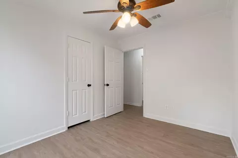 Bedroom - 1906 Whitlock Dr, Benton, AR 72015 photo 5 of 13