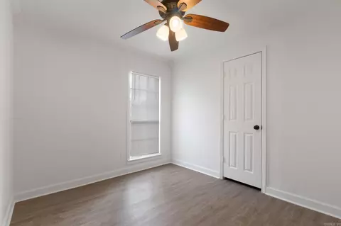 Bedroom - 1906 Whitlock Dr, Benton, AR 72015 photo 4 of 13