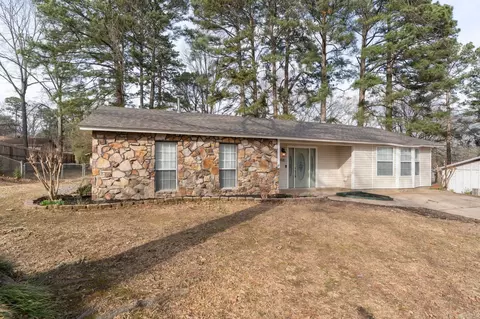 Exterior - 1906 Whitlock Dr, Benton, AR 72015 photo 3 of 9