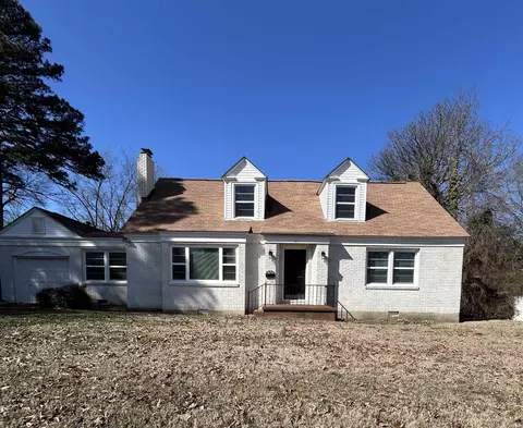 611 N Maple St, Searcy, AR 72143