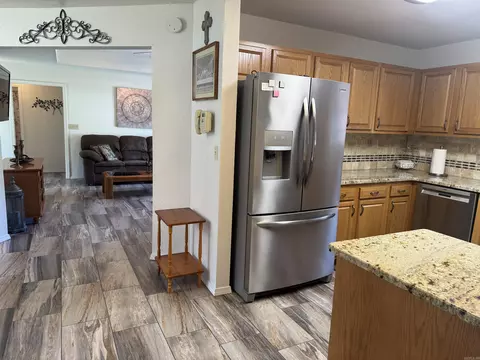 Kitchen - 95 Deer Run, Delaware, AR 72835 photo 7 of 9