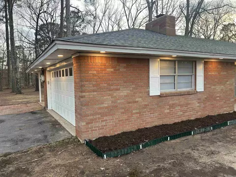Exterior - 1500 E 42nd, Pine Bluff, AR 71603 photo 2 of 3