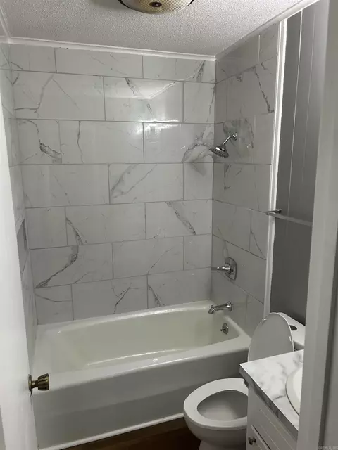Bath - 1500 E 42nd, Pine Bluff, AR 71603 photo 1 of 1