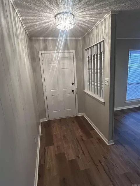 Entry Way - 1500 E 42nd, Pine Bluff, AR 71603 photo 1 of 3