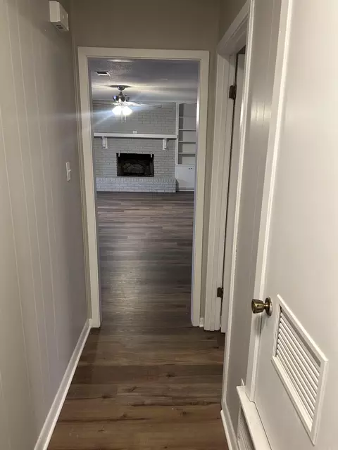 Entry Way - 1500 E 42nd, Pine Bluff, AR 71603 photo 3 of 3