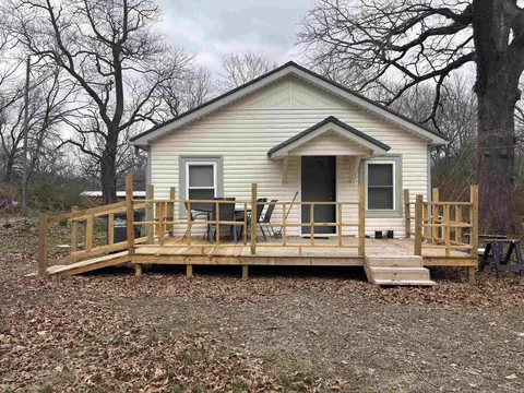 1108 N Hickory St, Bald Knob, AR 72010