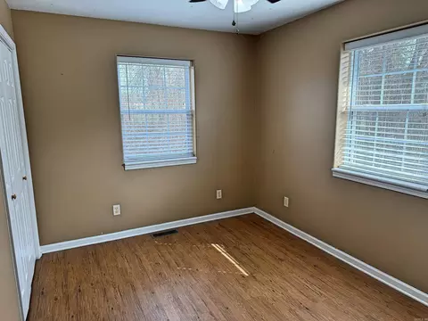 212 Collins St, Mountain View, AR 72560 photo 8