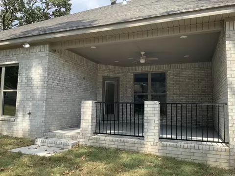 Exterior - 124 Riverstone Cv, Sherwood, AR 72120 photo 2 of 12
