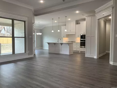 Living - 124 Riverstone Cv, Sherwood, AR 72120 photo 3 of 5