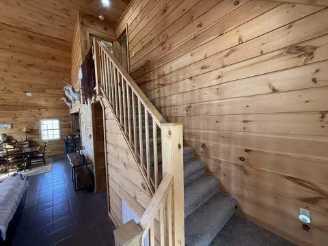 Entry Way - 100 Williamson Switch, Guion, AR 72540 photo 1 of 1