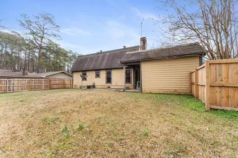 Exterior - 2105 Monticello Ct, Pine Bluff, AR 71603 photo 4 of 6