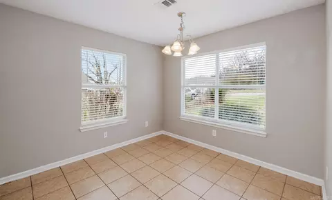 Dining - 518 S Main, Benton, AR 72015 photo 1 of 1