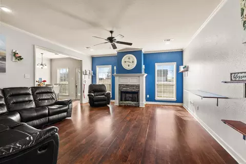 Living - 2 Lilley Cv, Greenbrier, AR 72058 photo 1 of 3