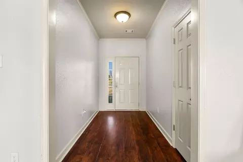 Entry Way - 2 Lilley Cv, Greenbrier, AR 72058 photo 2 of 3