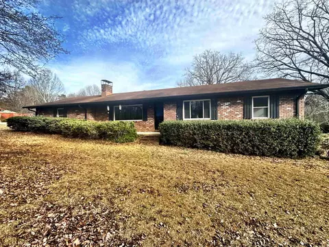 432 Leisure Ln, Malvern, AR 72104
