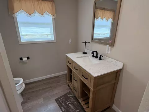 Bath - 816 E 7th St, Rector, AR 72461 photo 1 of 2