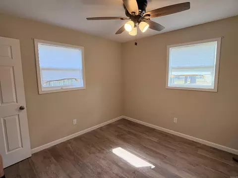 Bedroom - 816 E 7th St, Rector, AR 72461 photo 2 of 3