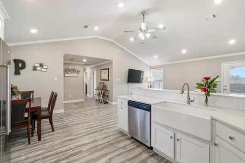 Entry Way - 35 Wilson Loop, Ward, AR 72176 photo 4 of 4