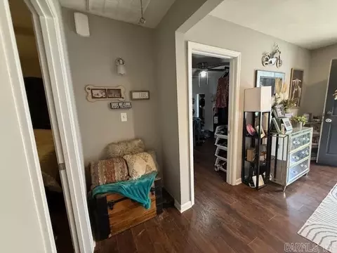 Entry Way - 558 Ingram St, Conway, AR 72032 photo 2 of 3